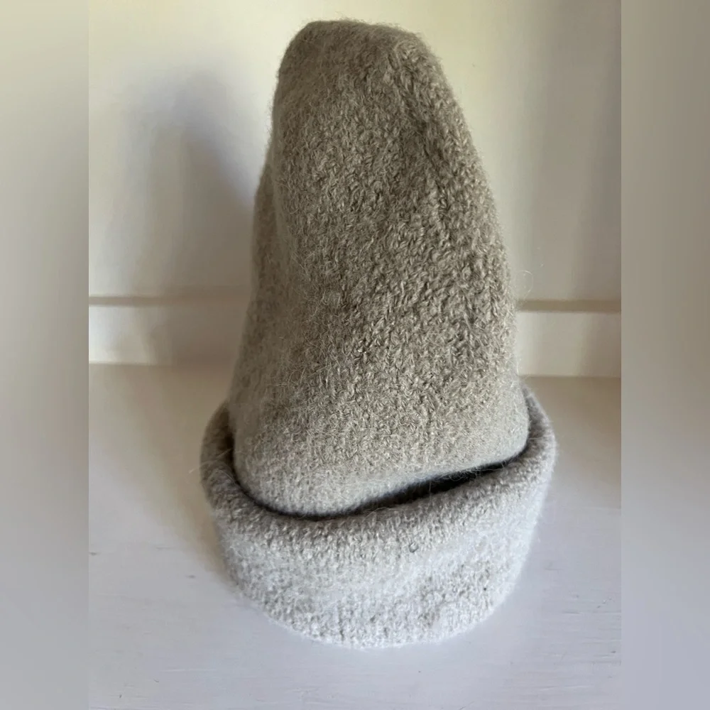 $220 Lauren Manoogian Alpaca Carpenter Hat in Willow - Picture 11 of 12